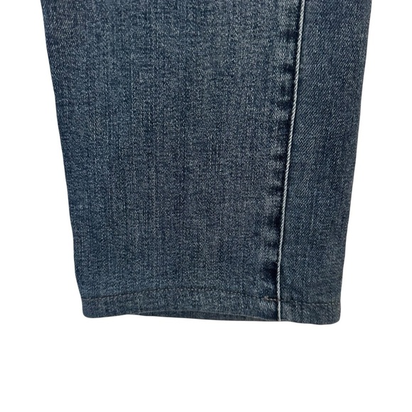 Elan | Women's Dark Blue Medium Wash Distressed Jeans Size Small - Picture 4 of 9